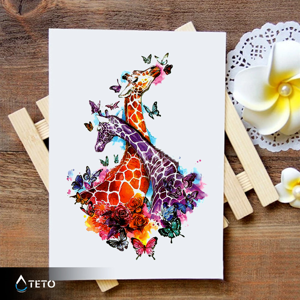 Jirafas con mariposas