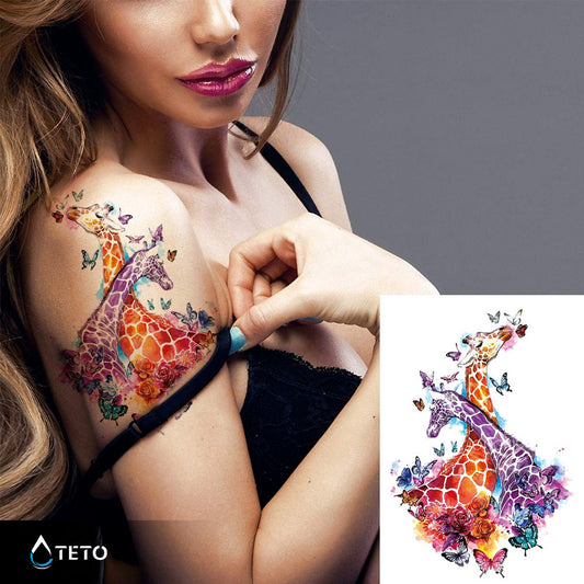 Jirafas con mariposas