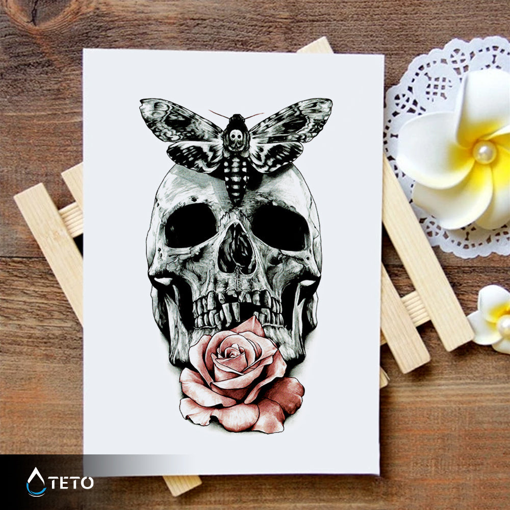 Calavera con rosa y mariposa - TETO - Tatuajes Temporales