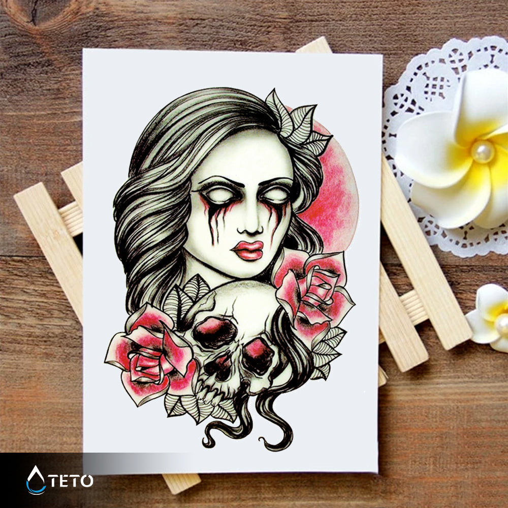 Retrato de una mujer con una calavera - TETO - Tatuajes Temporales