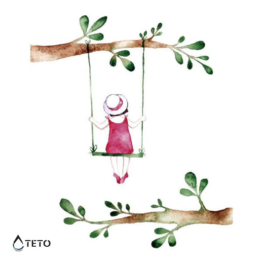 Niña columpiándose - TETO - Tatuajes Temporales