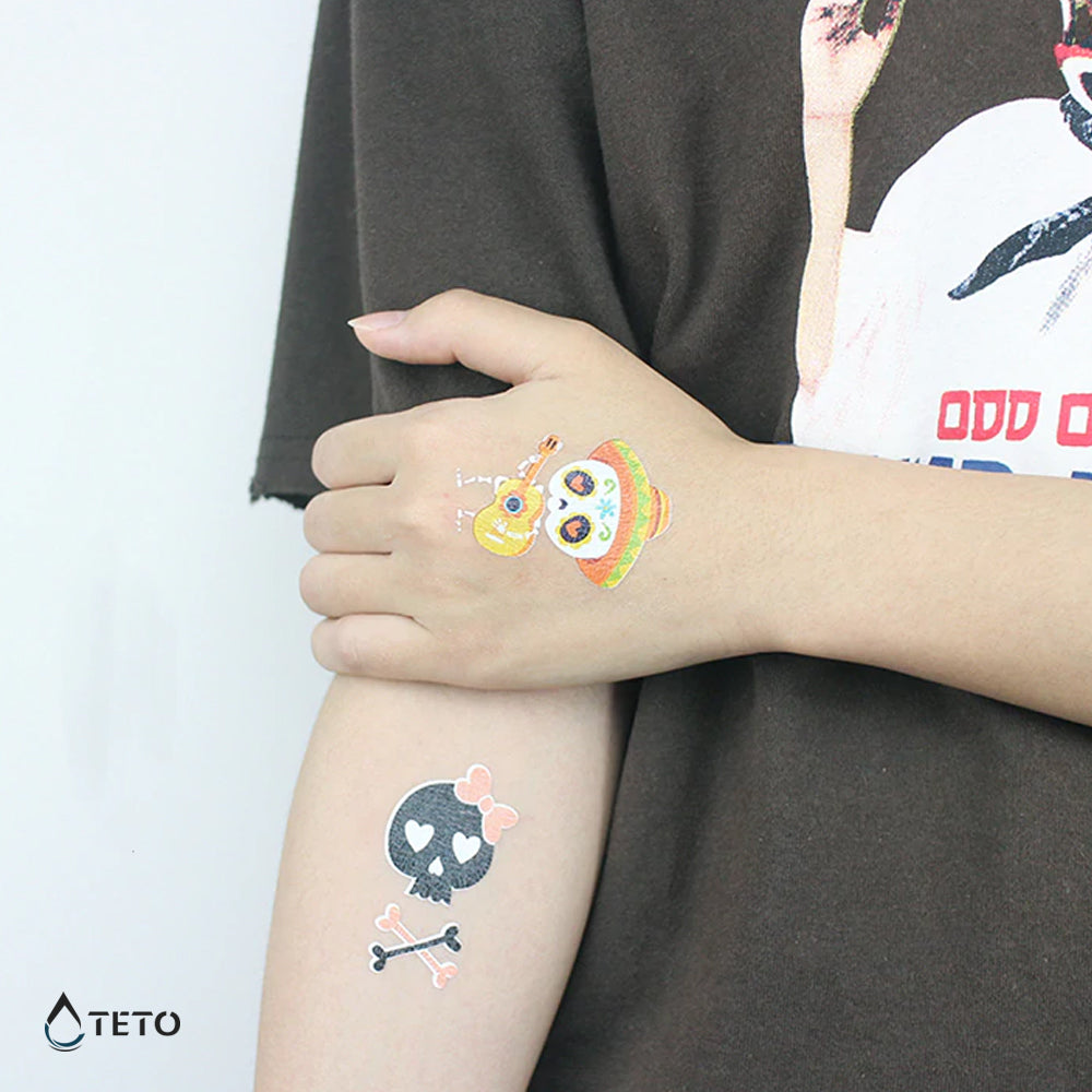 Calavera adorable - Brilla en la oscuridad - TETO - Tatuajes Temporales